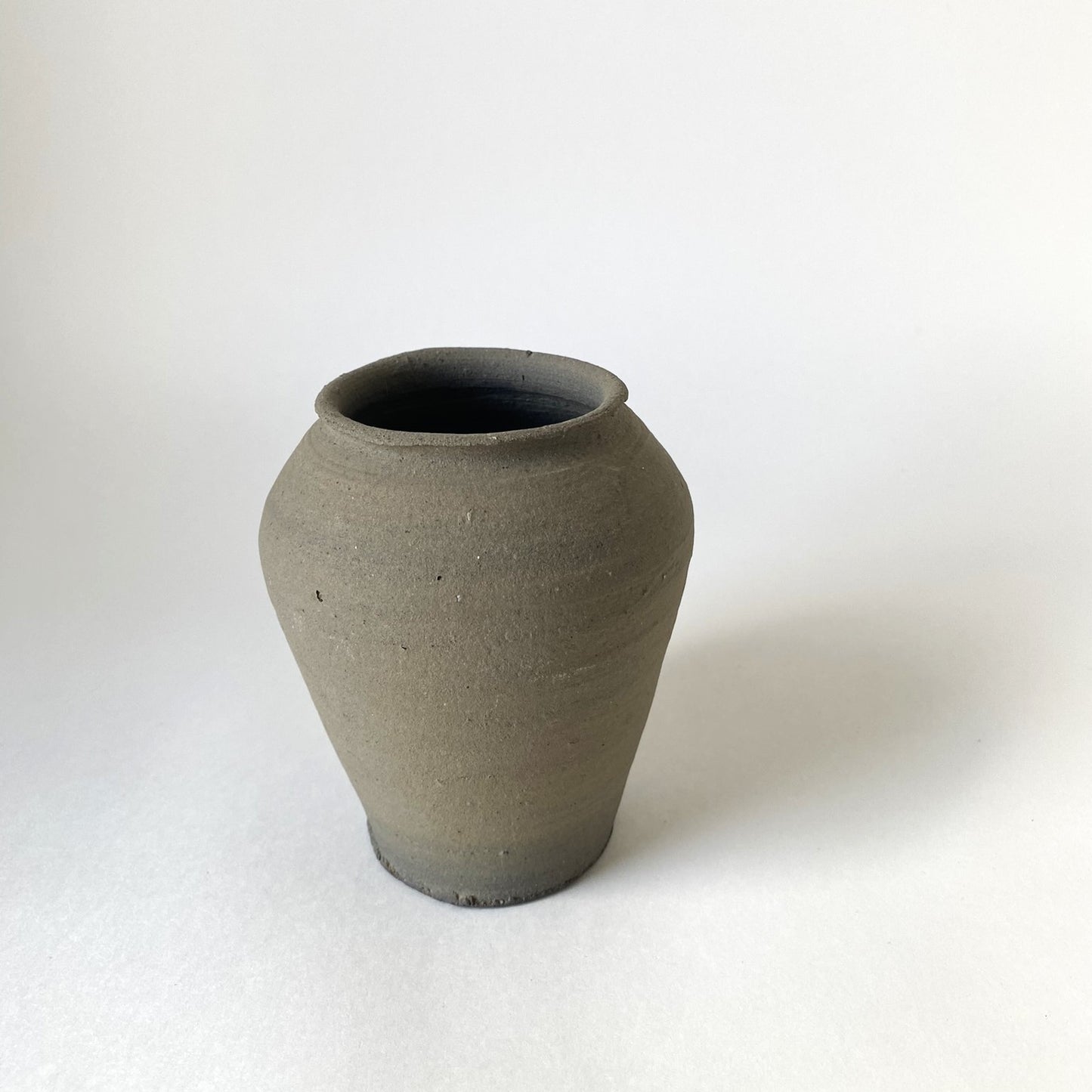 Ryo Aoki: Yakishime pottery