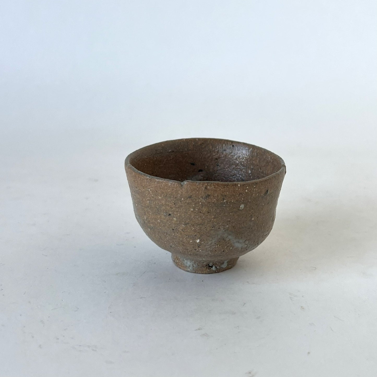 鶴野啓司 灰釉白化粧杯