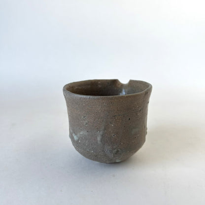 鶴野啓司 灰釉白化粧片口