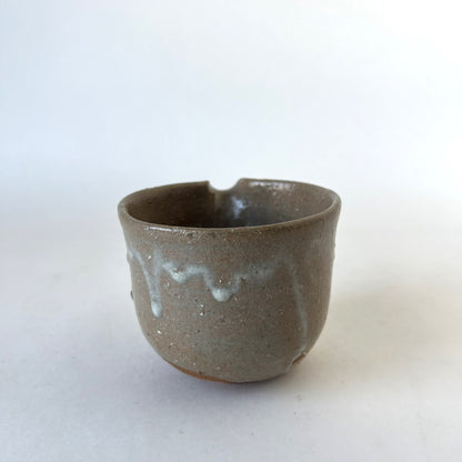 鶴野啓司 灰釉白化粧片口