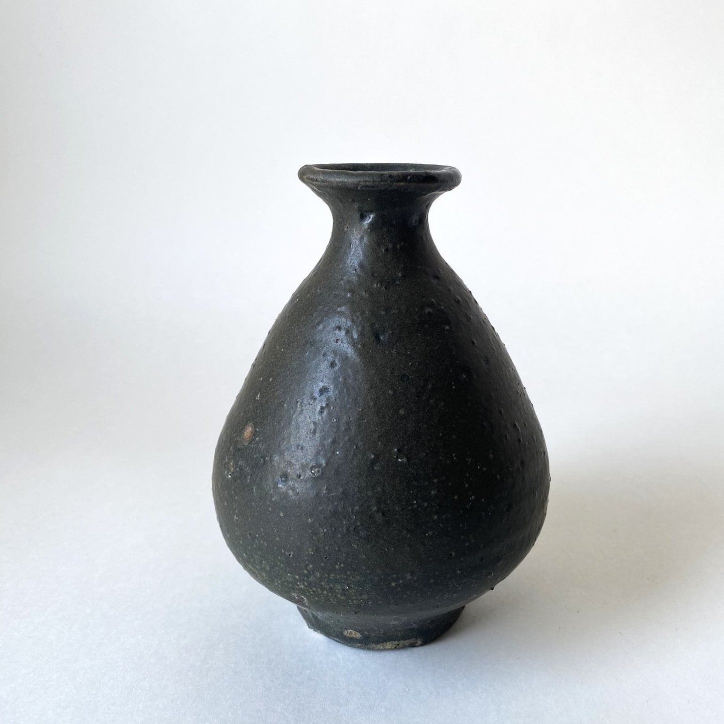 Ryo Aoki's Yakishime Sake Bottle