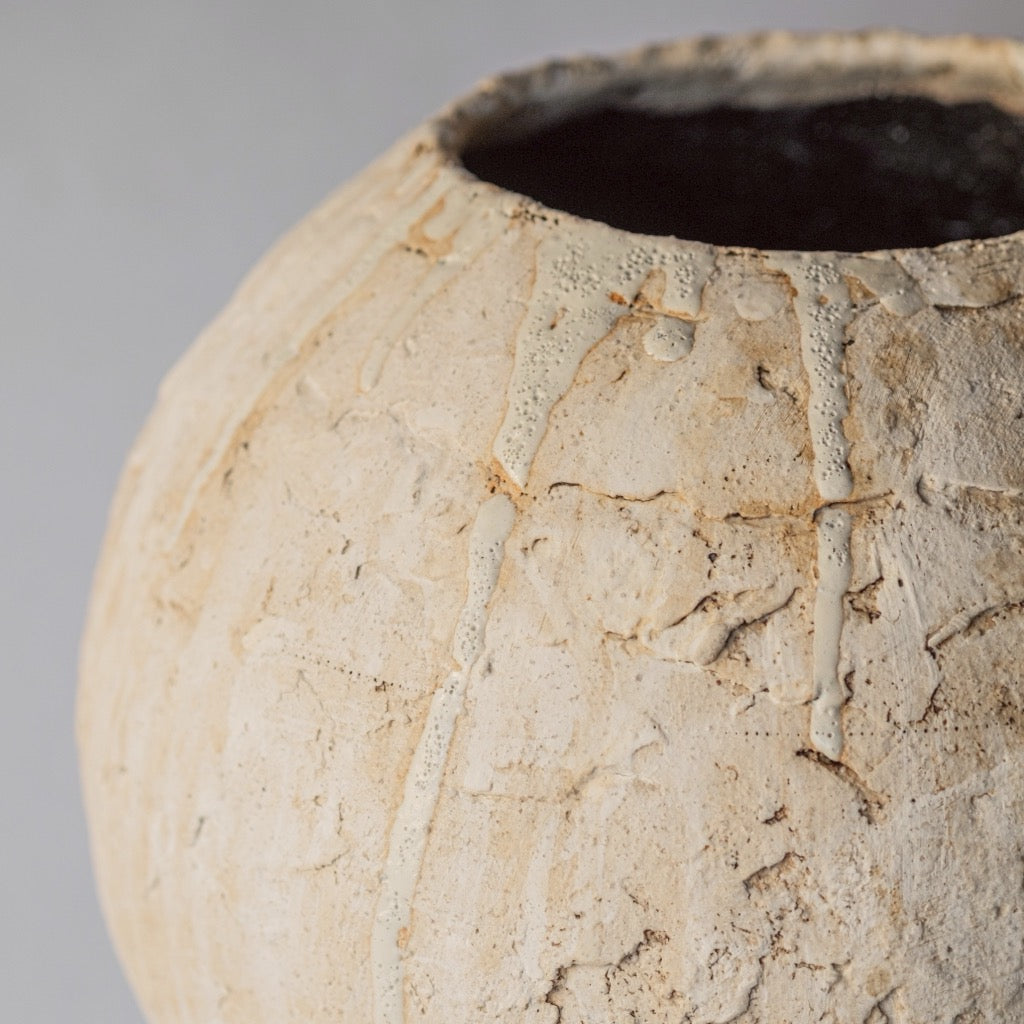 高桥亚希子    大瓮